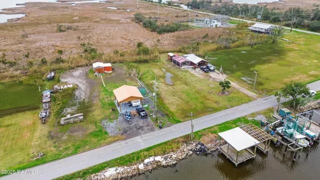 $82,000 | 7938-7939 Shrimpers Row, Dulac, LA 70353