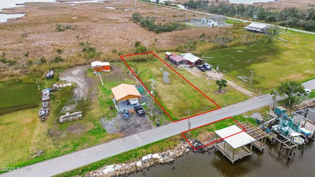 $82,000 | 7938-7939 Shrimpers Row, Dulac, LA 70353