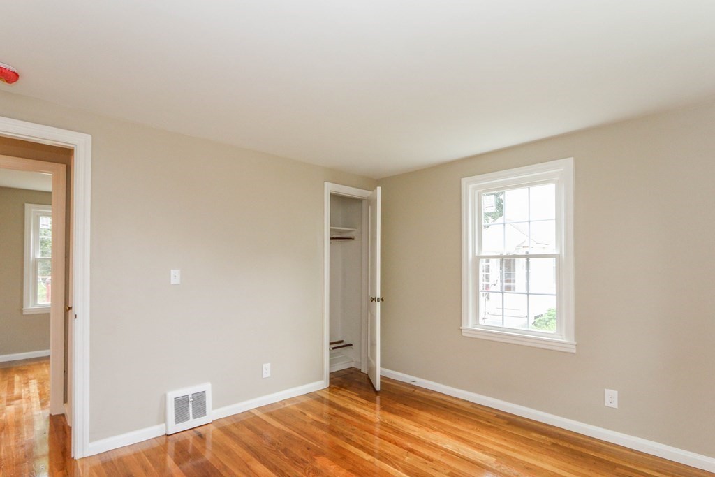 47 Felicia Street Springfield, MA 01104 - Photo 18 of 39 Gallery Image 18