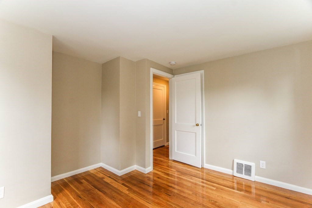 47 Felicia Street Springfield, MA 01104 - Photo 19 of 39 Gallery Image 19