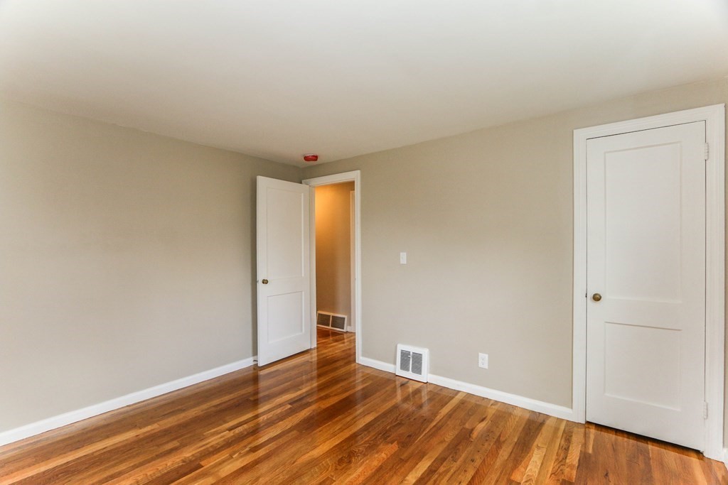 47 Felicia Street Springfield, MA 01104 - Photo 23 of 39 Gallery Image 23