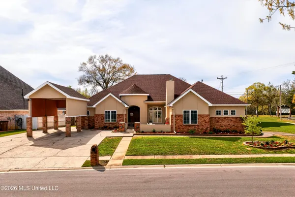 $435,000 | 20185 Belle Vue Circle, D'Iberville, MS 39540