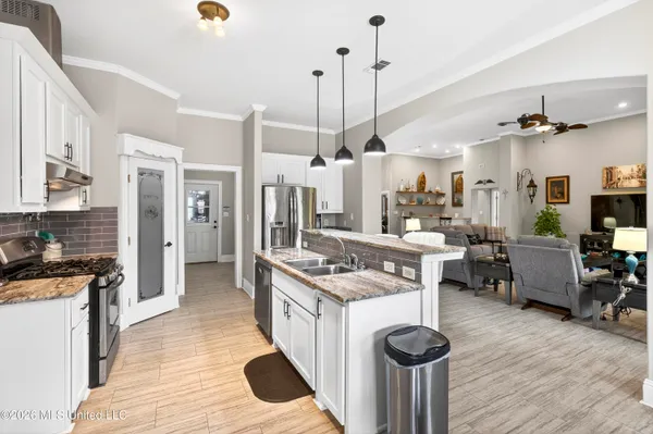 $428,900 | 20185 Belle Vue Circle, D'Iberville, MS 39540