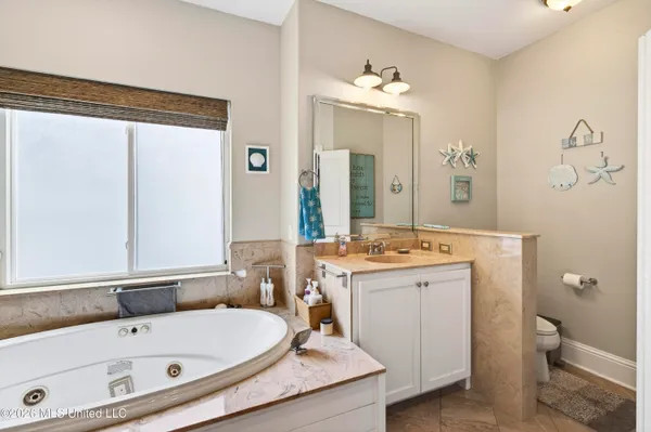 $428,900 | 20185 Belle Vue Circle, D'Iberville, MS 39540
