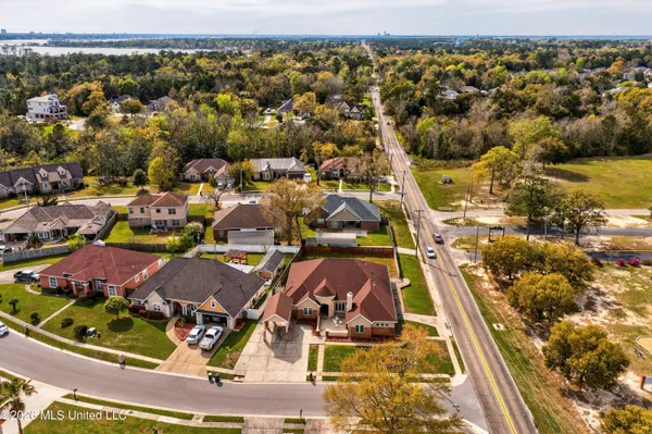 $428,900 | 20185 Belle Vue Circle, D'Iberville, MS 39540