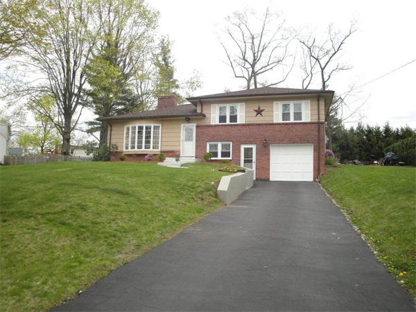87 Newton Road Springfield, MA 01118 - Photo 3 of 25