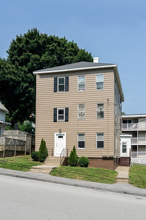 62 Whipple Street Worcester, MA 01607 - Photo 1 of 22 Gallery Image 1
