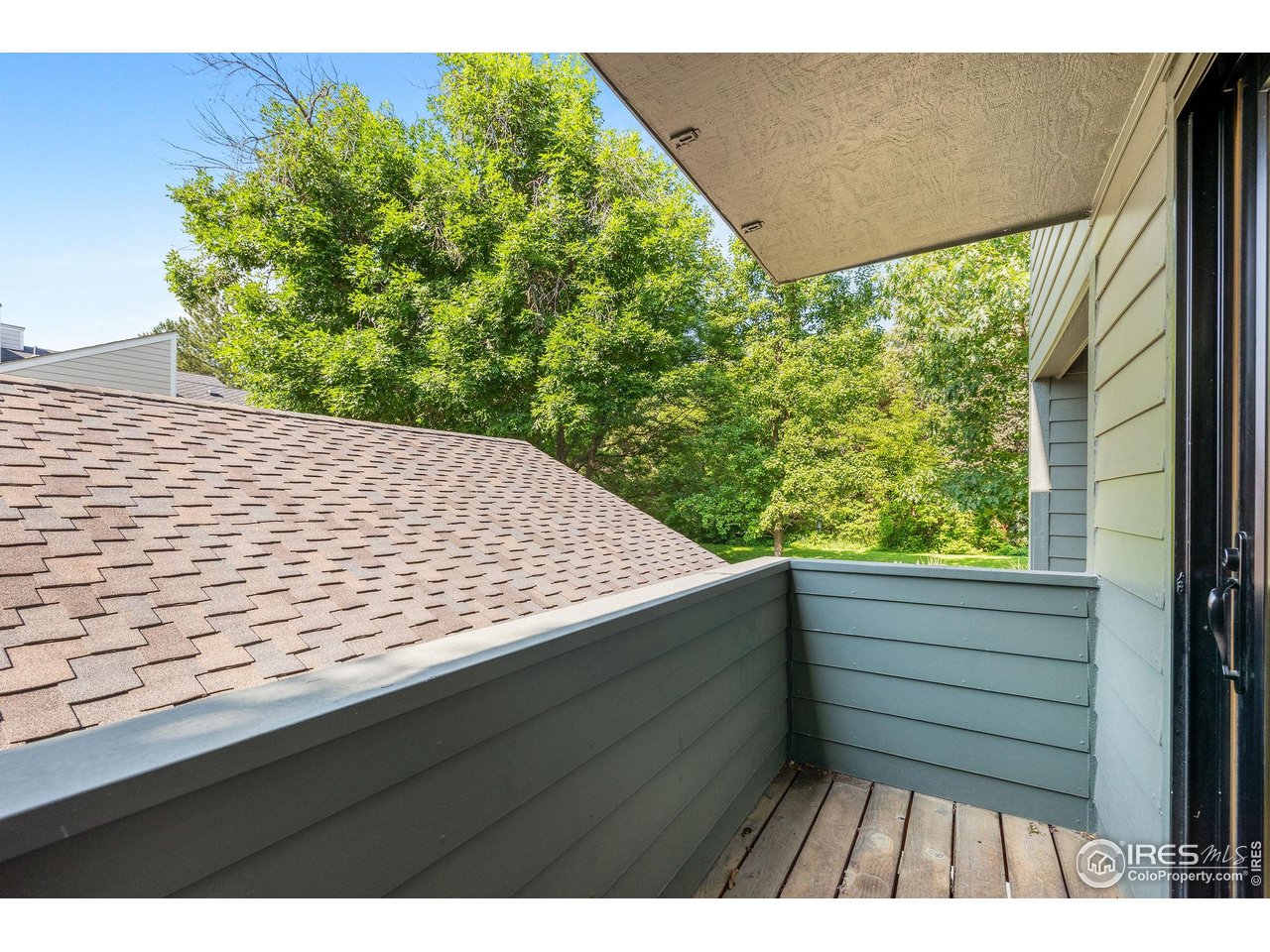 3675 Roundtree Court Boulder, CO 80304 - Photo 14 of 40 Kitchen balcony.