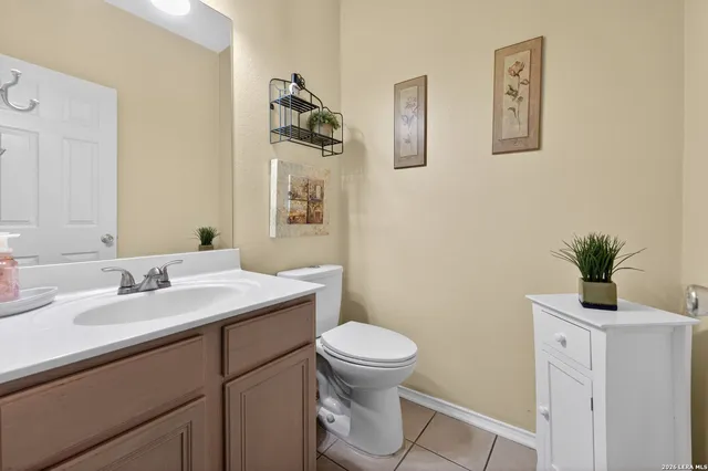 $319,000 | 228 Spice Oak Lane, Cibolo, TX 78108