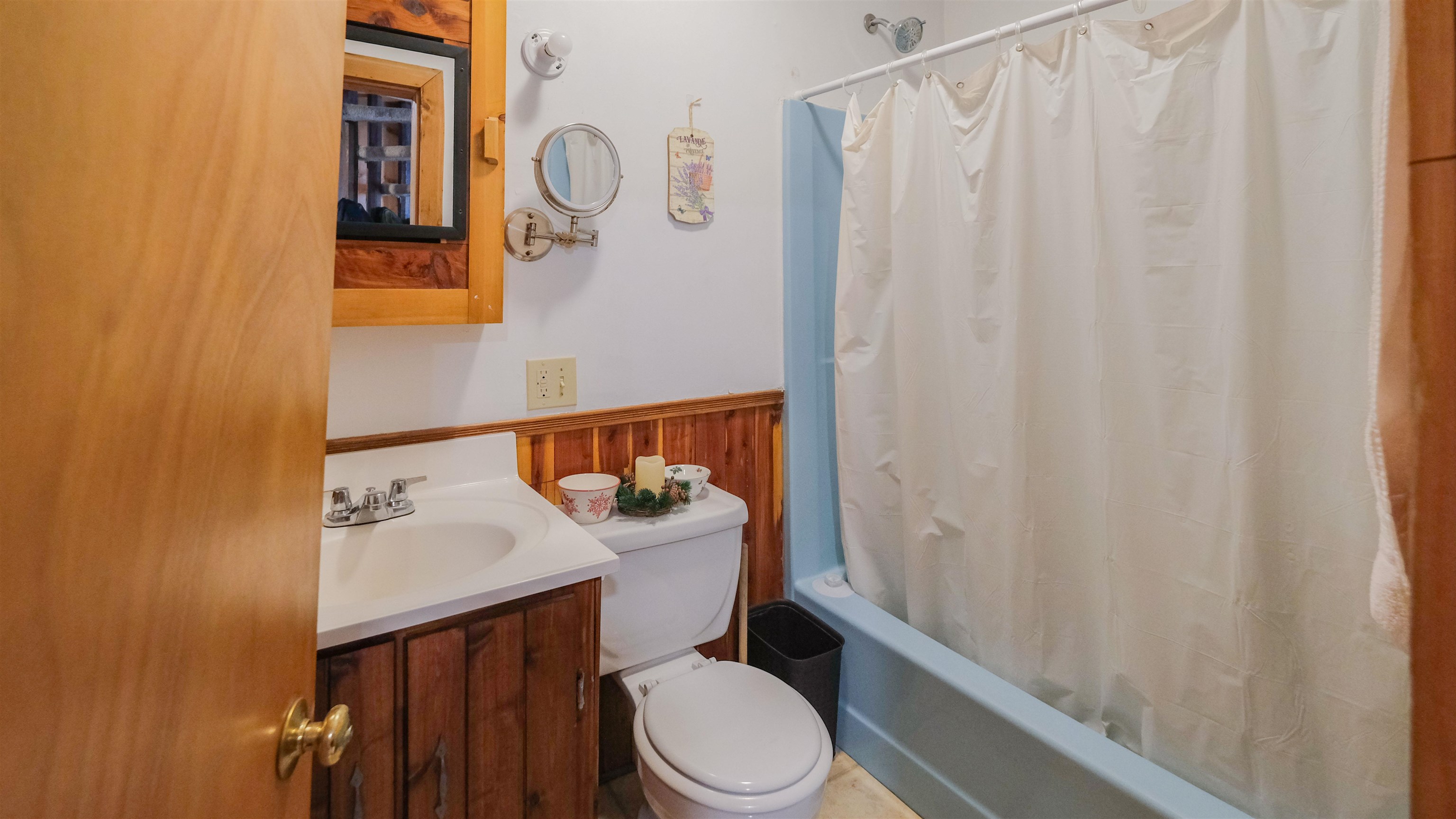 57 Pleasant Street Ludlow, VT 05149 - Photo 6 of 37