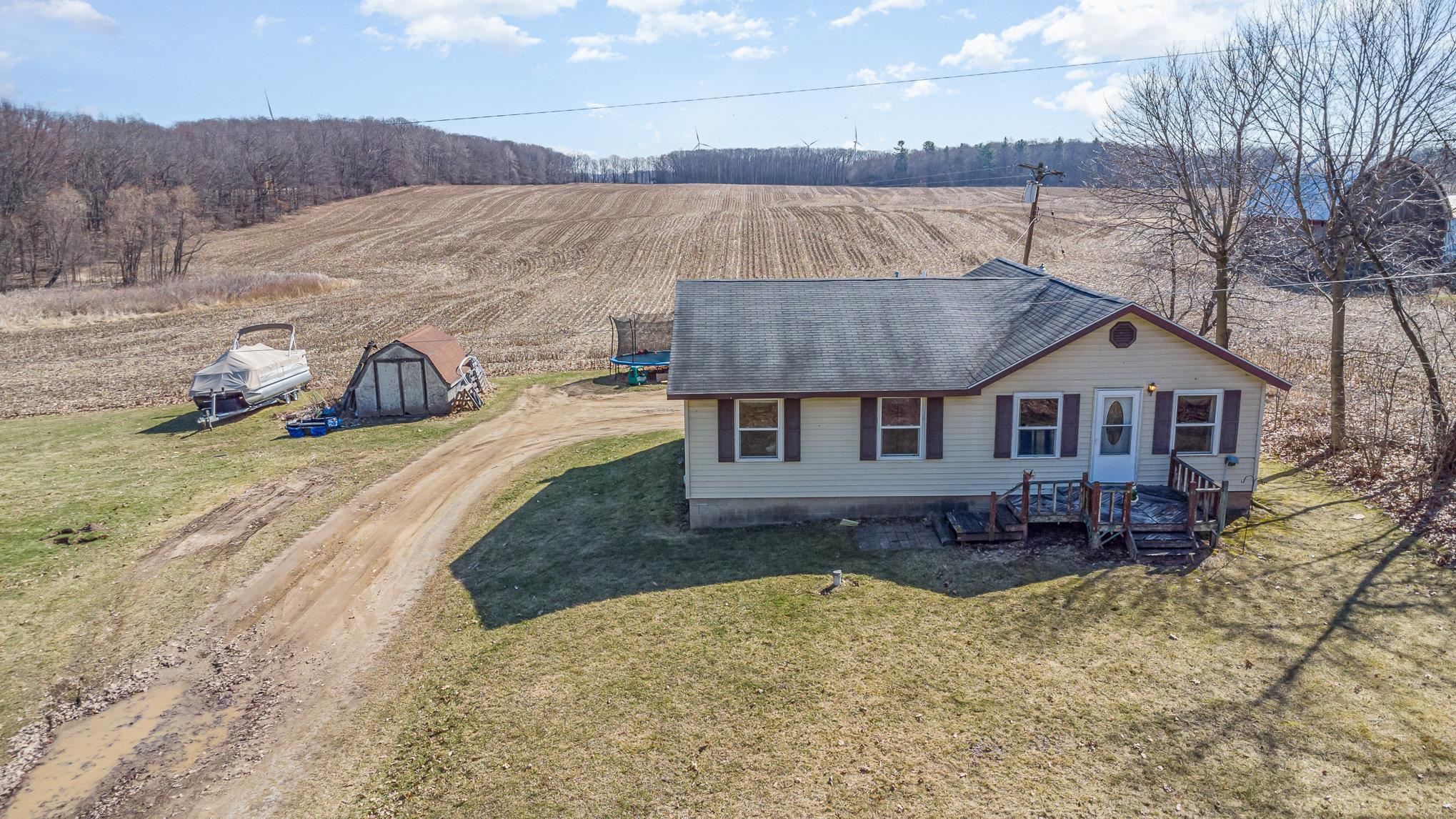 704 North Littlefield Road Weidman, MI 48893 - Photo 16 of 16 1931807-52bba6ba-3bfc-4d72-9426-8e861ef574da.JPG