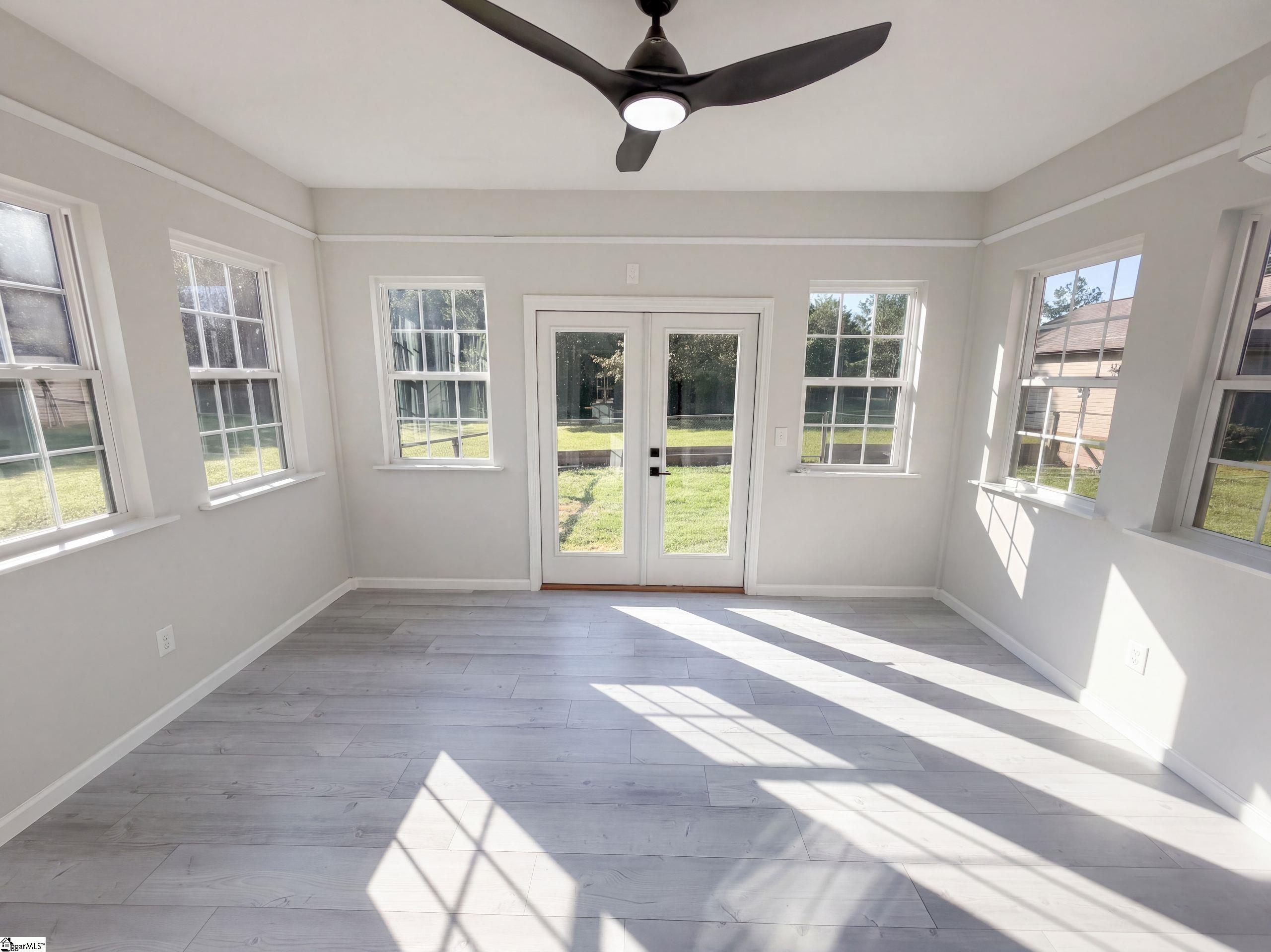 605 Tugaloo Road Travelers Rest, SC 29690 - Photo 7 of 35 Gallery Image 7