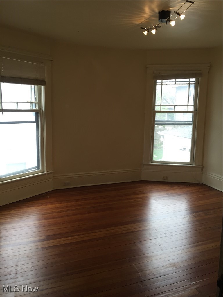 276 Merriman Road Akron, OH 44303 - Photo 14 of 24 2nd Floor Unit 2 BR 1