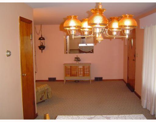 4196 Battle Ridge Road McDonald, PA 15057 - Photo 3 of 8 Living Room. Living room open to the dining room