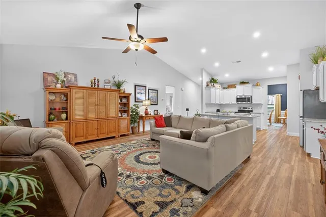 $400,000 | 829 River Fall Drive, Jefferson, GA 30549