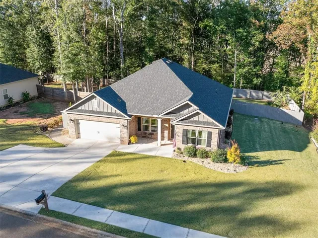 $400,000 | 829 River Fall Drive, Jefferson, GA 30549