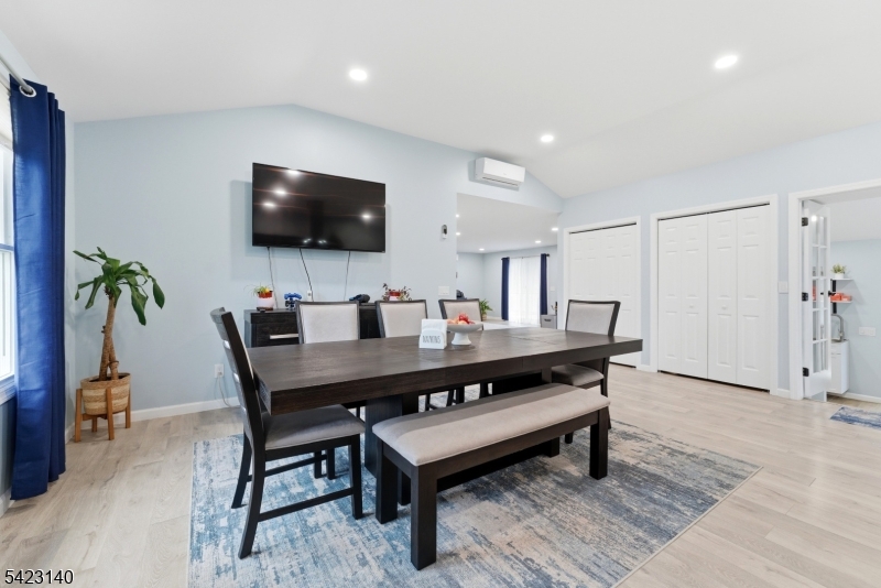 17 Fairmount Road West Califon, NJ 07830 - Photo 13 of 48