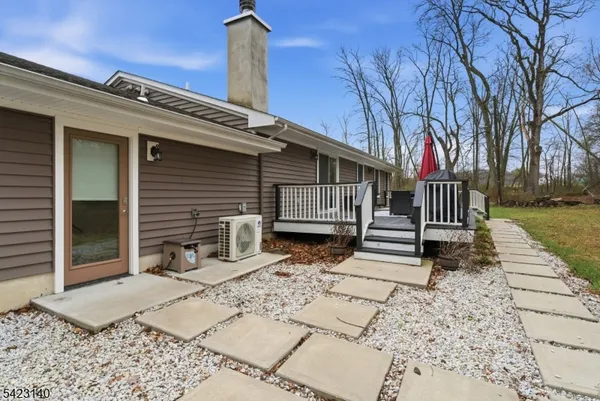 $845,000 | 17 Fairmount Road West, Califon, NJ 07830