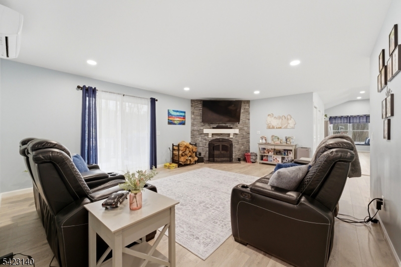 17 Fairmount Road West Califon, NJ 07830 - Photo 5 of 48