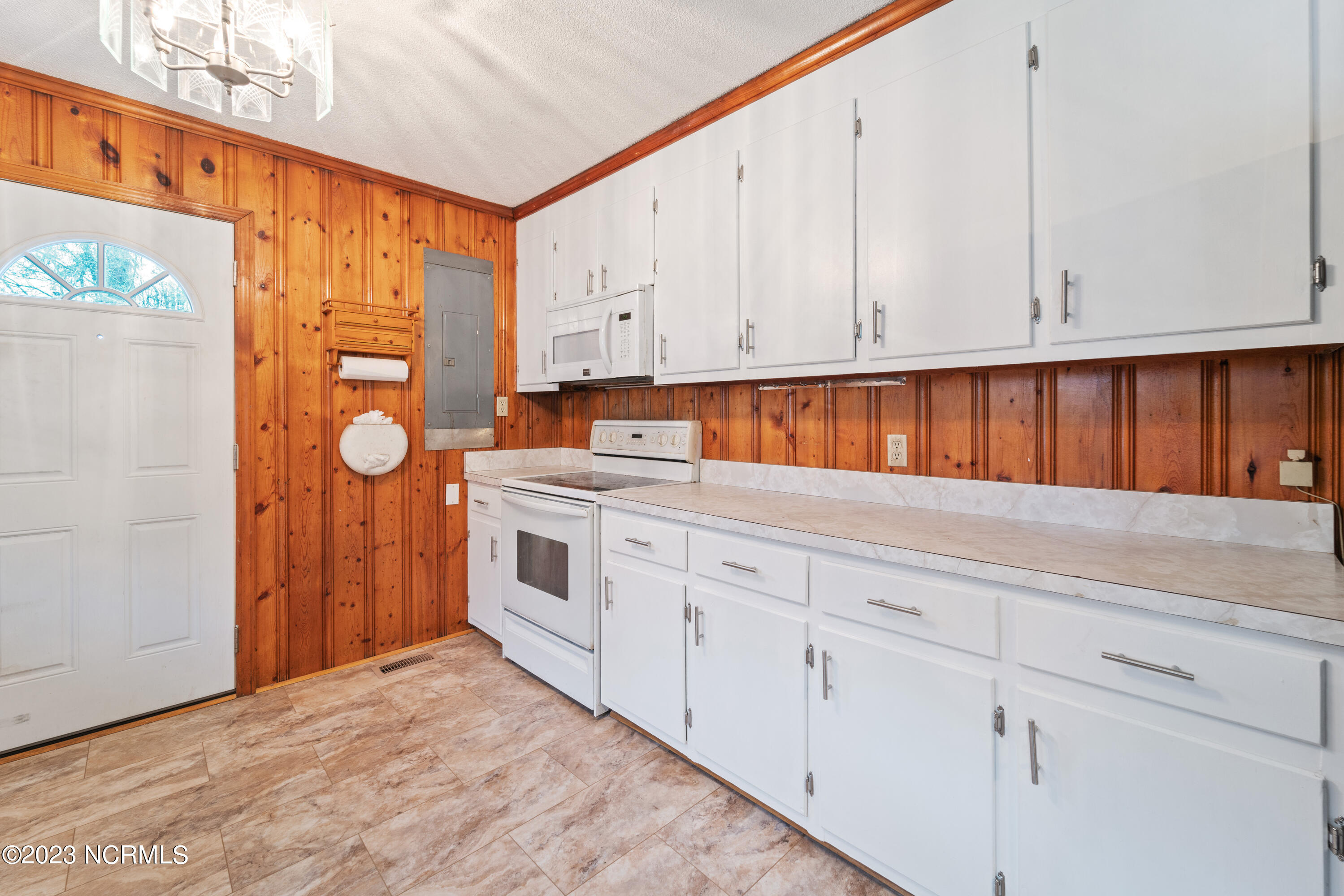205 Hall Road Pink Hill, NC 28572 - Photo 14 of 48 DSC03092