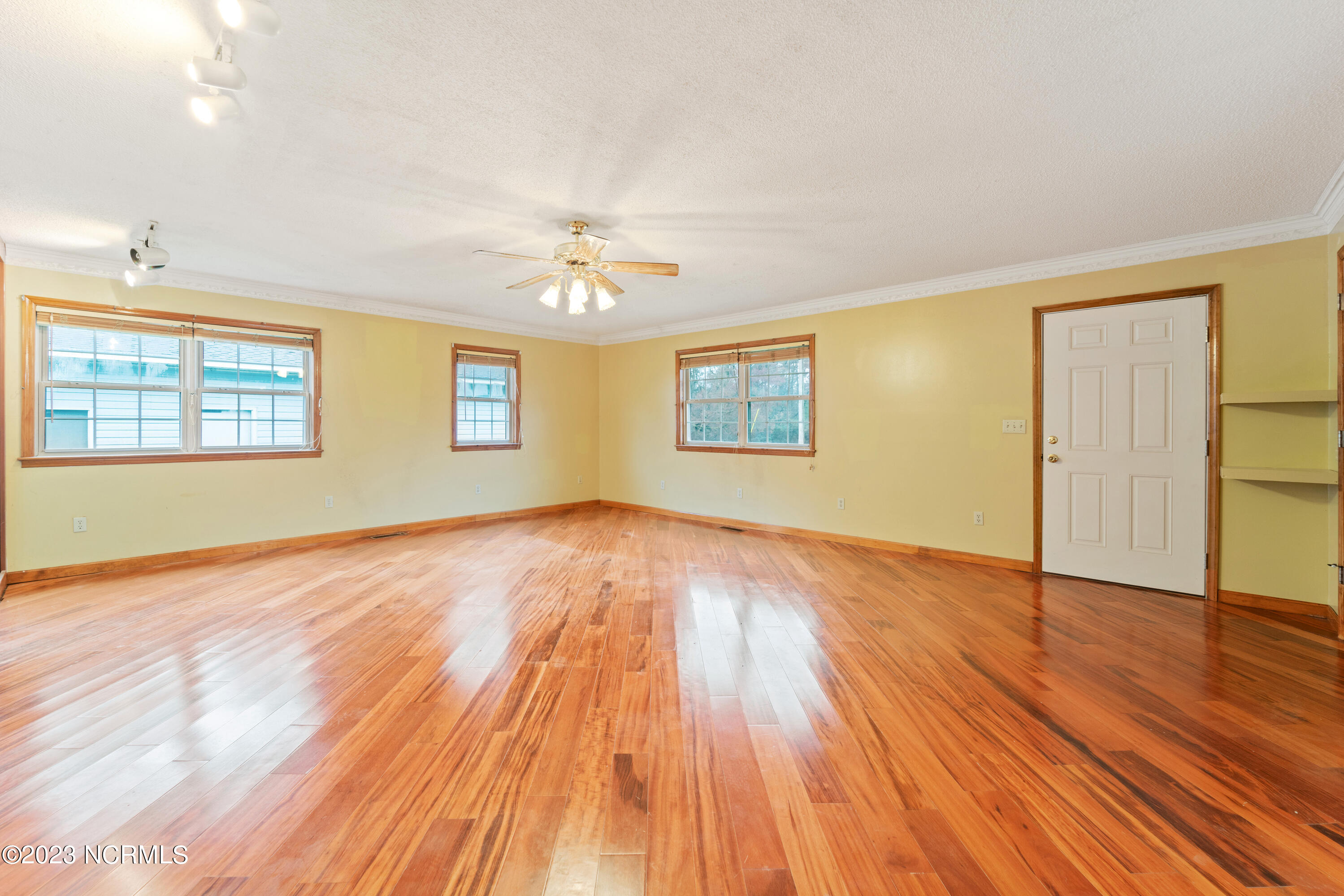 205 Hall Road Pink Hill, NC 28572 - Photo 17 of 48 DSC03126