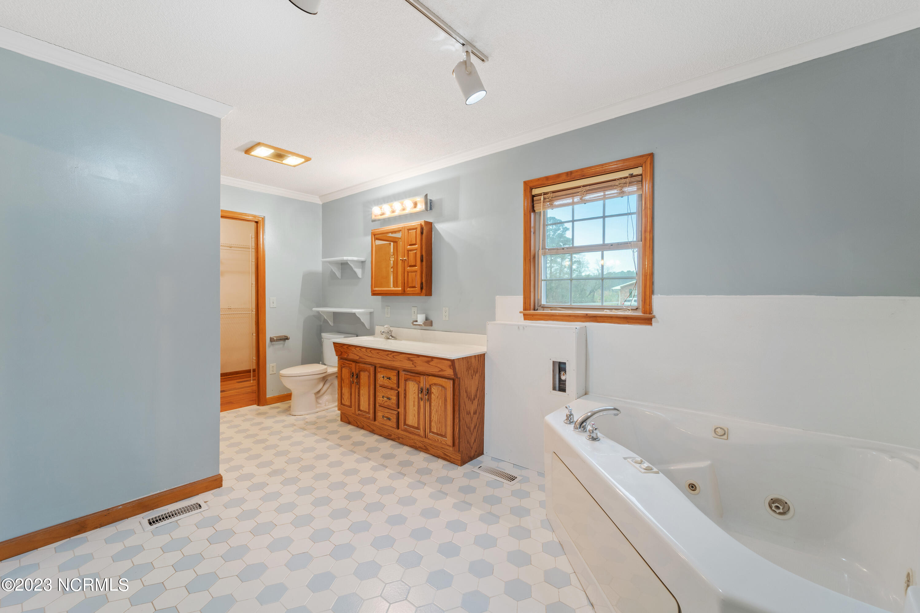 205 Hall Road Pink Hill, NC 28572 - Photo 21 of 48 DSC03146