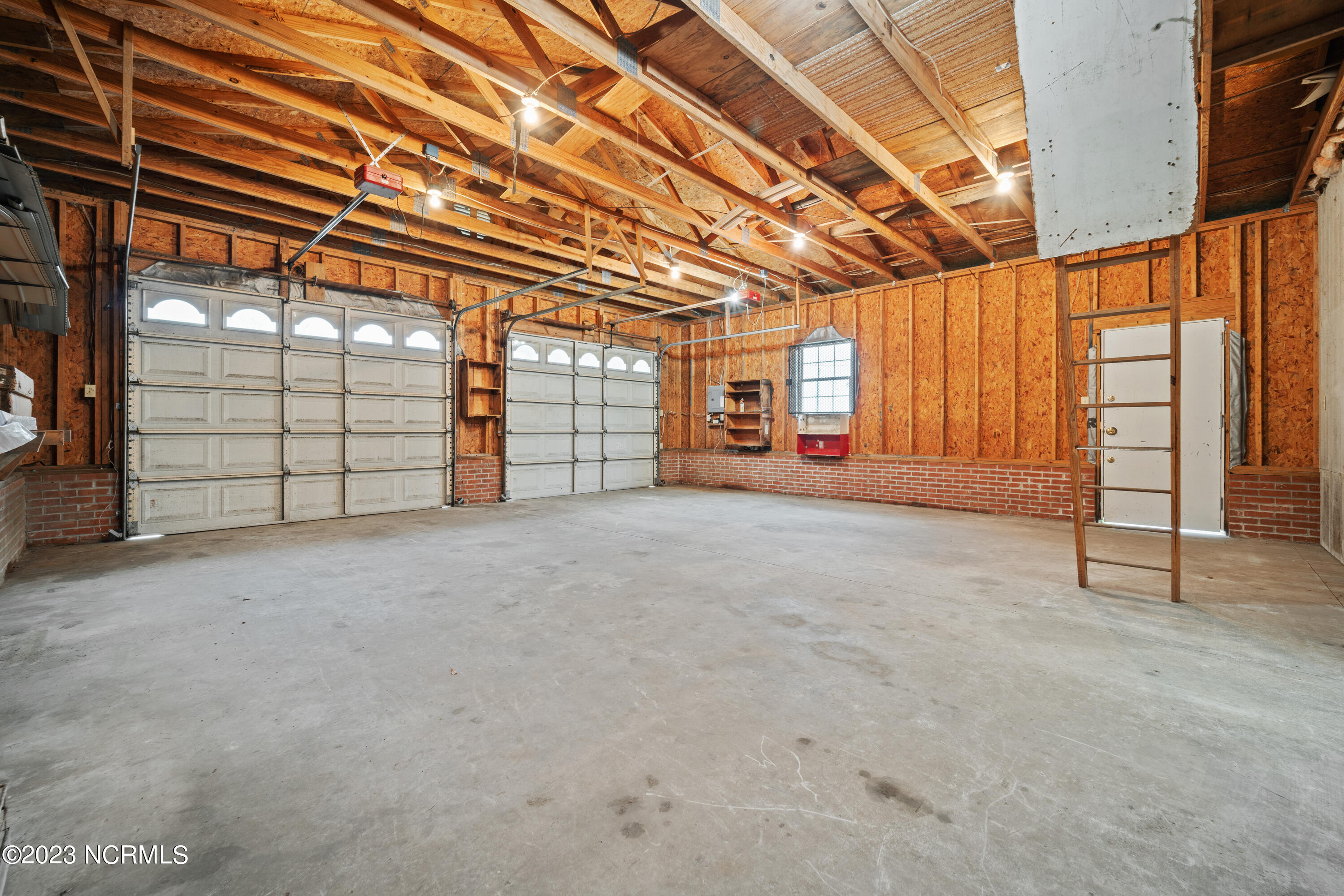 205 Hall Road Pink Hill, NC 28572 - Photo 36 of 48 Garage/ workshop