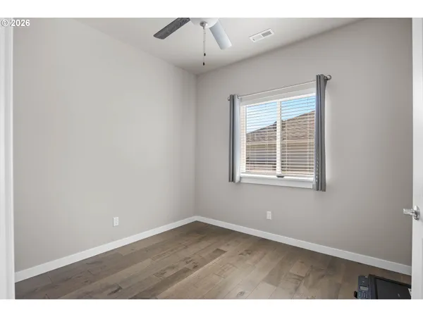 $529,000 | 832 Sand Pines Avenue, Sutherlin, OR 97479