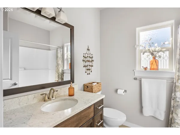 $529,000 | 832 Sand Pines Avenue, Sutherlin, OR 97479