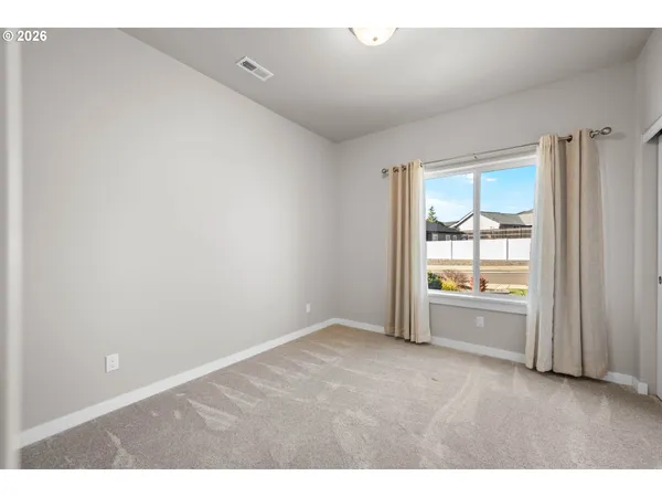 $539,000 | 832 Sand Pines Avenue, Sutherlin, OR 97479