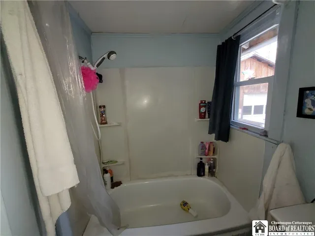 $87,900 | 9 Genesee Street, Jamestown, NY 14701