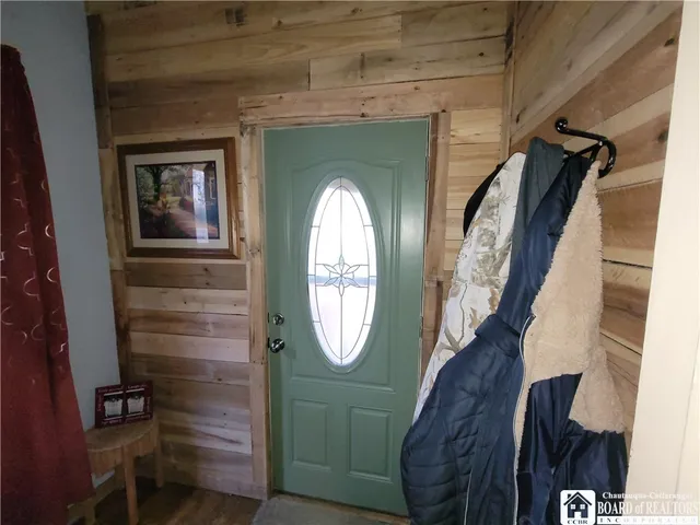 $87,900 | 9 Genesee Street, Jamestown, NY 14701