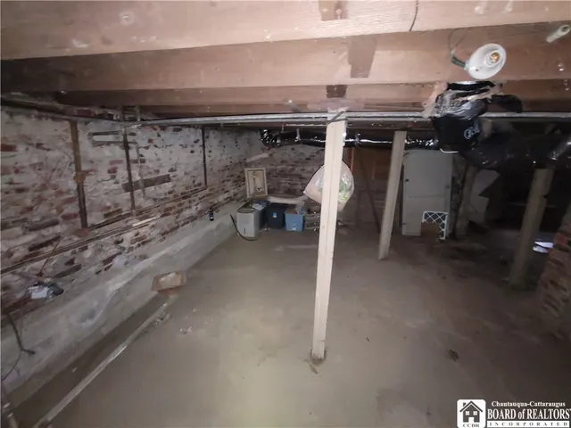 $87,900 | 9 Genesee Street, Jamestown, NY 14701