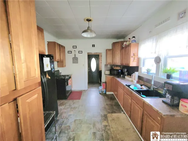 $87,900 | 9 Genesee Street, Jamestown, NY 14701