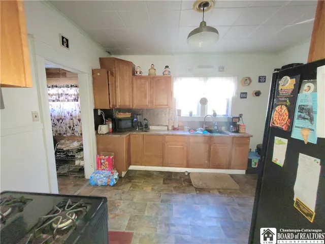 $87,900 | 9 Genesee Street, Jamestown, NY 14701