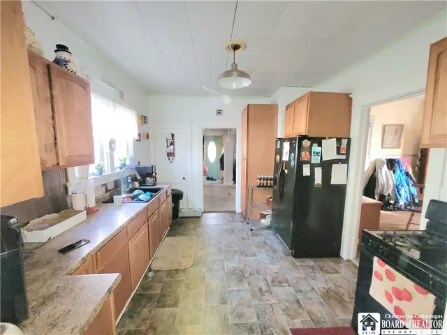 $87,900 | 9 Genesee Street, Jamestown, NY 14701