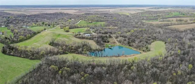 $640,000 | 9373 Northwest Moore Road, Kansas City, MO 64153