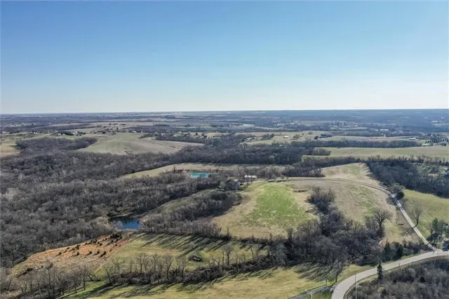 $640,000 | 9373 Northwest Moore Road, Kansas City, MO 64153