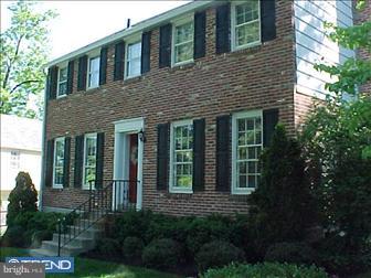 202 St Davids Court Wayne, PA 19087 - Photo 1 of 6 Gallery Image 1
