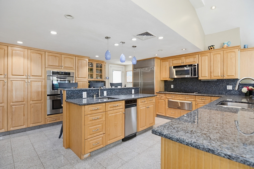 81 Brettwood Road Belmont, MA 02478 - Photo 7 of 31