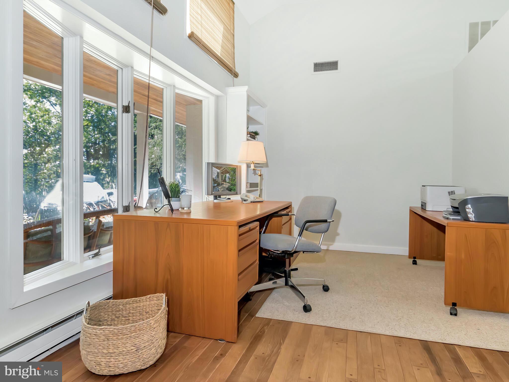 126 Bancroft Road Kennett Square, PA 19348 - Photo 38 of 43 Separate in law suite or home office