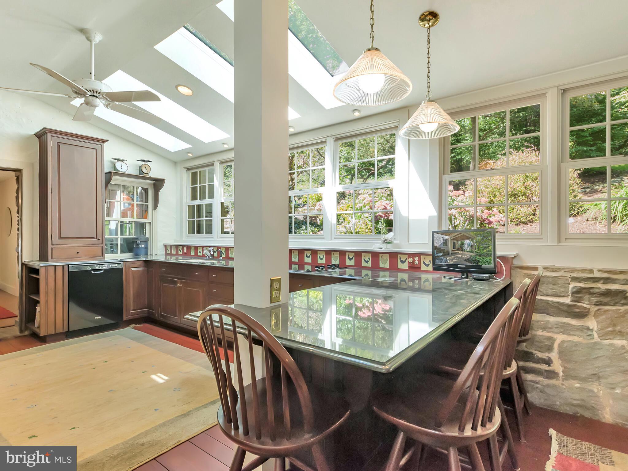 126 Bancroft Road Kennett Square, PA 19348 - Photo 9 of 43 Eat in kitchen