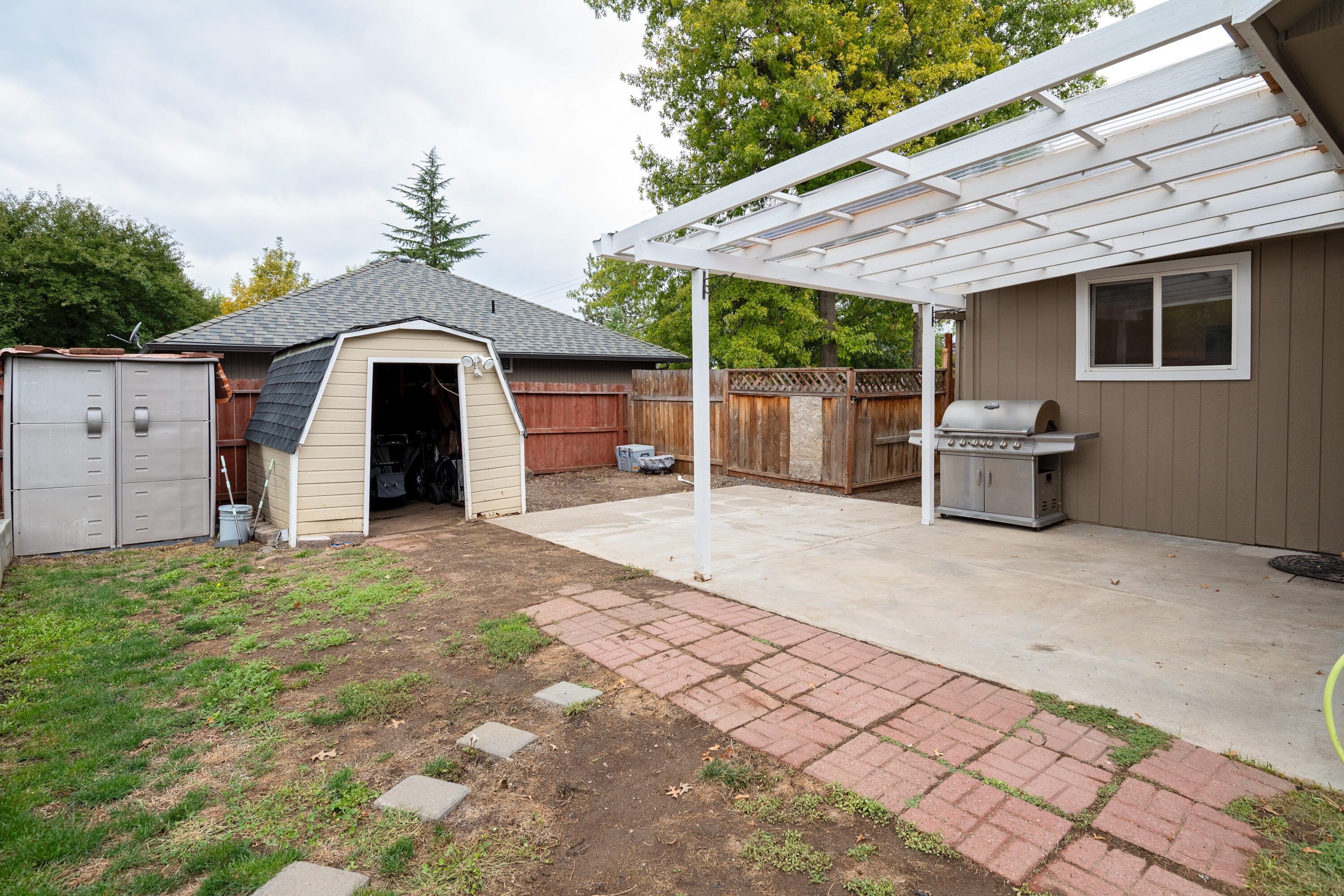 2966 Delta Waters Road Medford, OR 97504 - Photo 20 of 21 Delta Waters020
