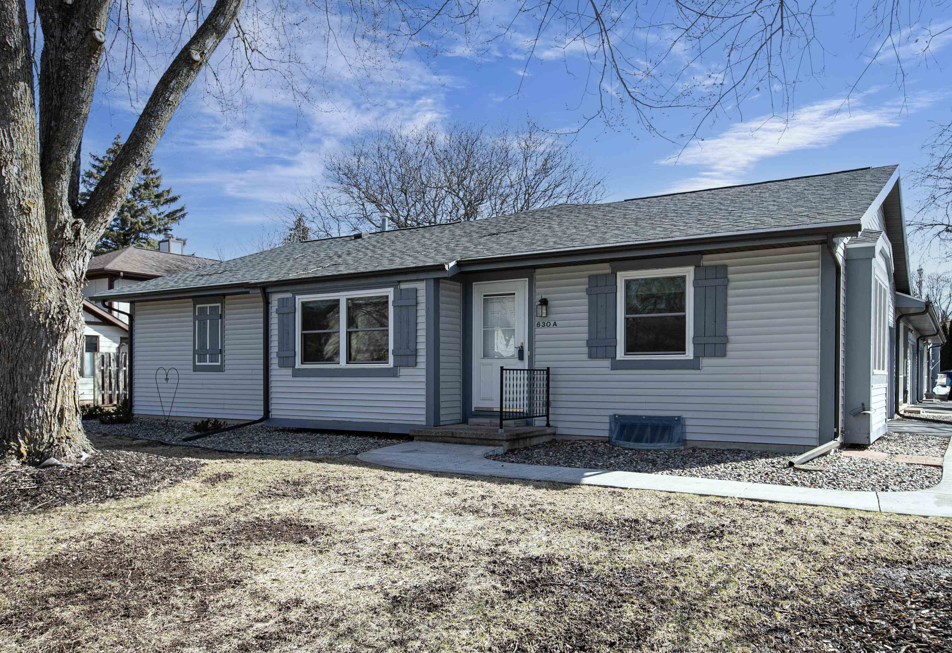630 Stonehedge Lane, Unit 4A Appleton, WI 54914 - Photo 1 of 29