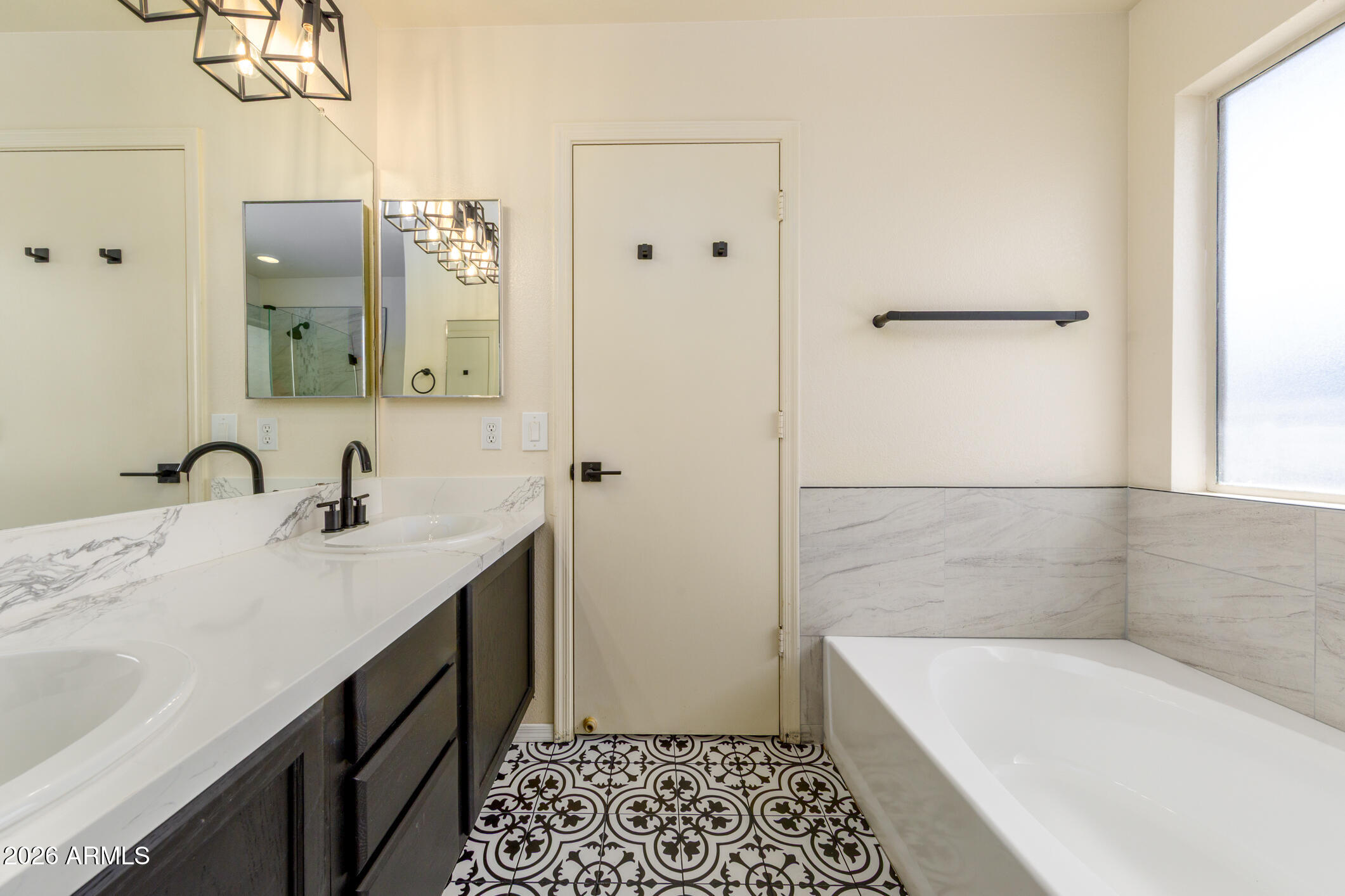 2624 North Ricardo Mesa, AZ 85215 - Photo 14 of 23