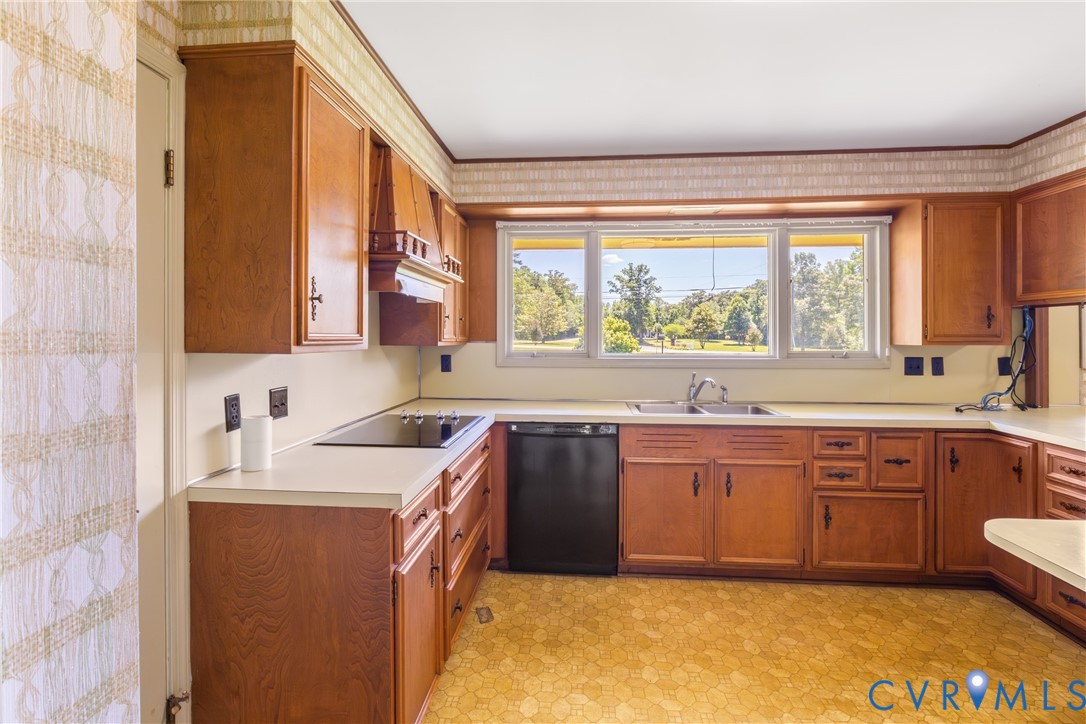 6000 Woodpecker Road Petersburg, VA 23803 - Photo 14 of 30 Gallery Image 14
