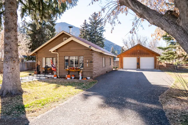 $870,000 | 515 South 1st Avenue, Hailey, ID 83333