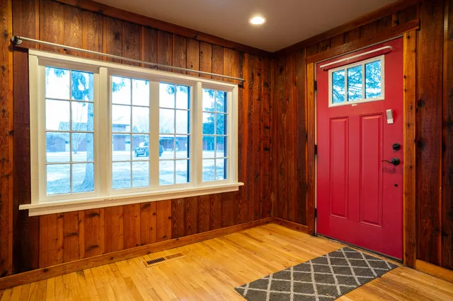 $870,000 | 515 South 1st Avenue, Hailey, ID 83333