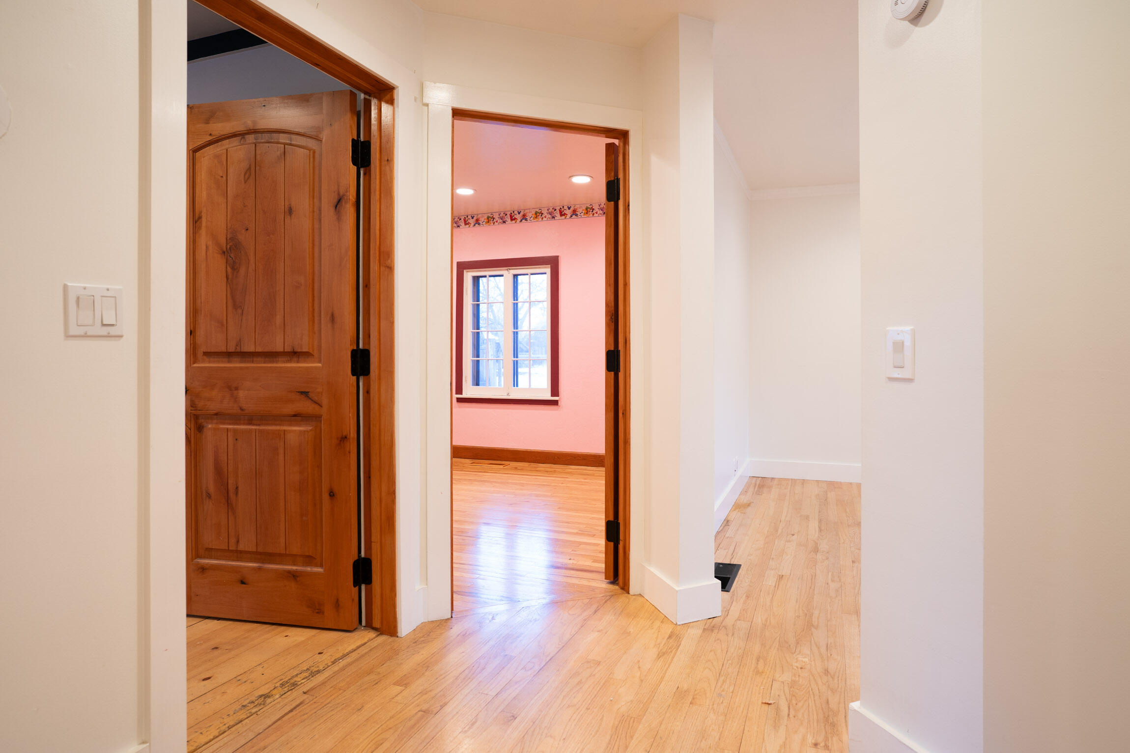515 South 1st Avenue Hailey, ID 83333 - Photo 28 of 49 Hallway (1)