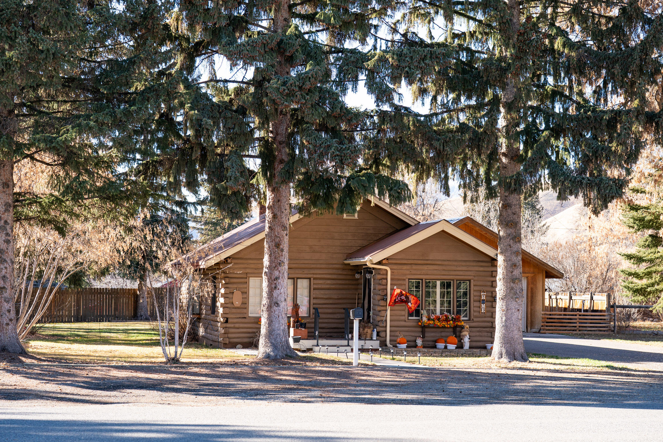 515 South 1st Avenue Hailey, ID 83333 - Photo 3 of 49 515 S 1st Front 2